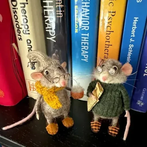 Stuart Little Handmade Cute Needle Felted Mouse - Image 2